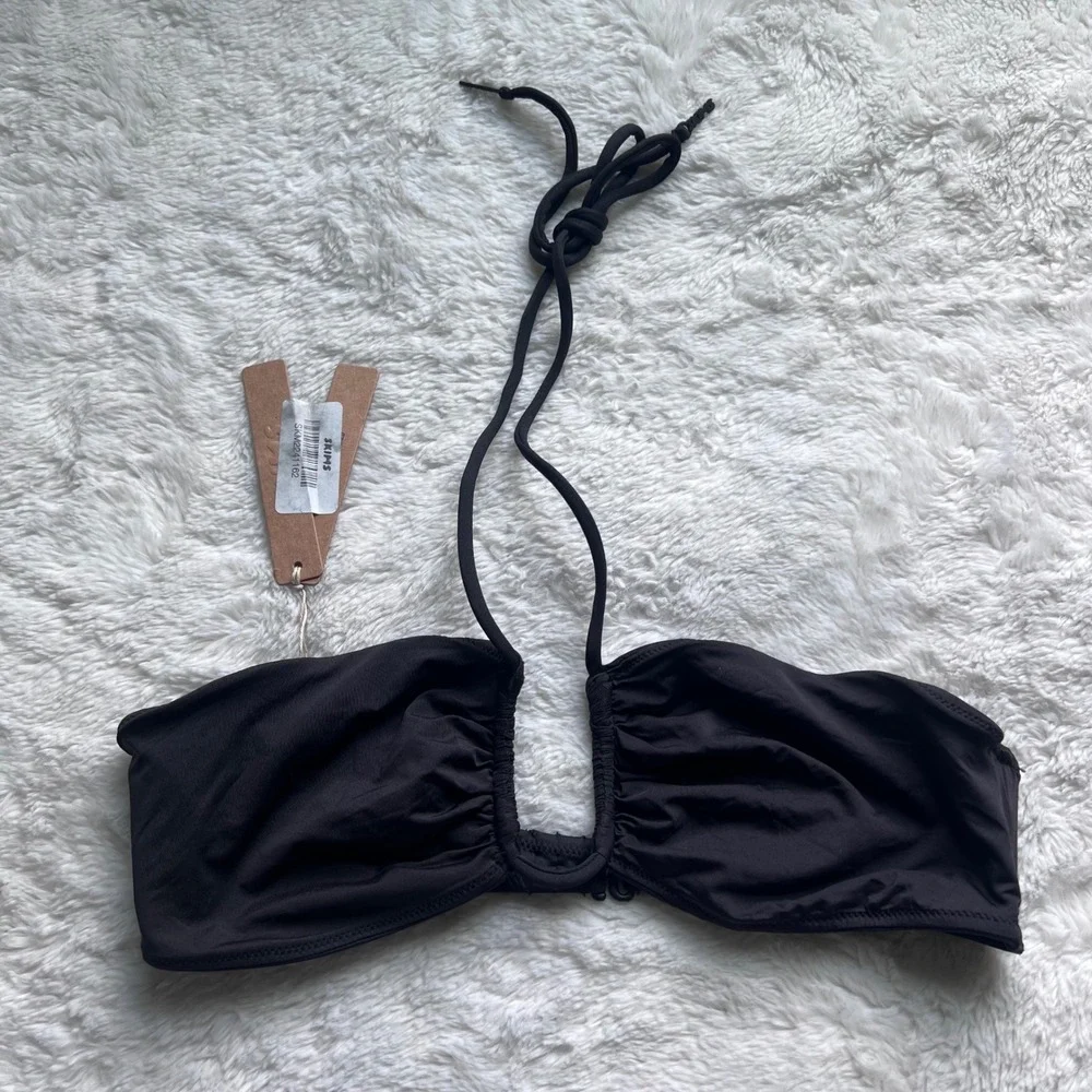 SKIMS Signature Swim U Wire Halter Top Onyx Black BT-BAN-7486W Womens Medium NEW